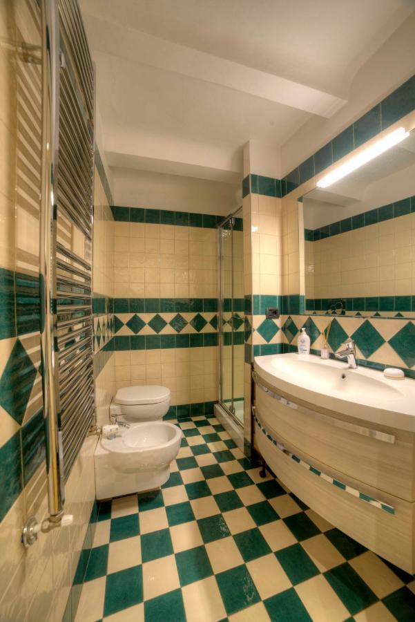 Dama Charming Apartment 100M From Piazza Del Campo Siena Exteriör bild