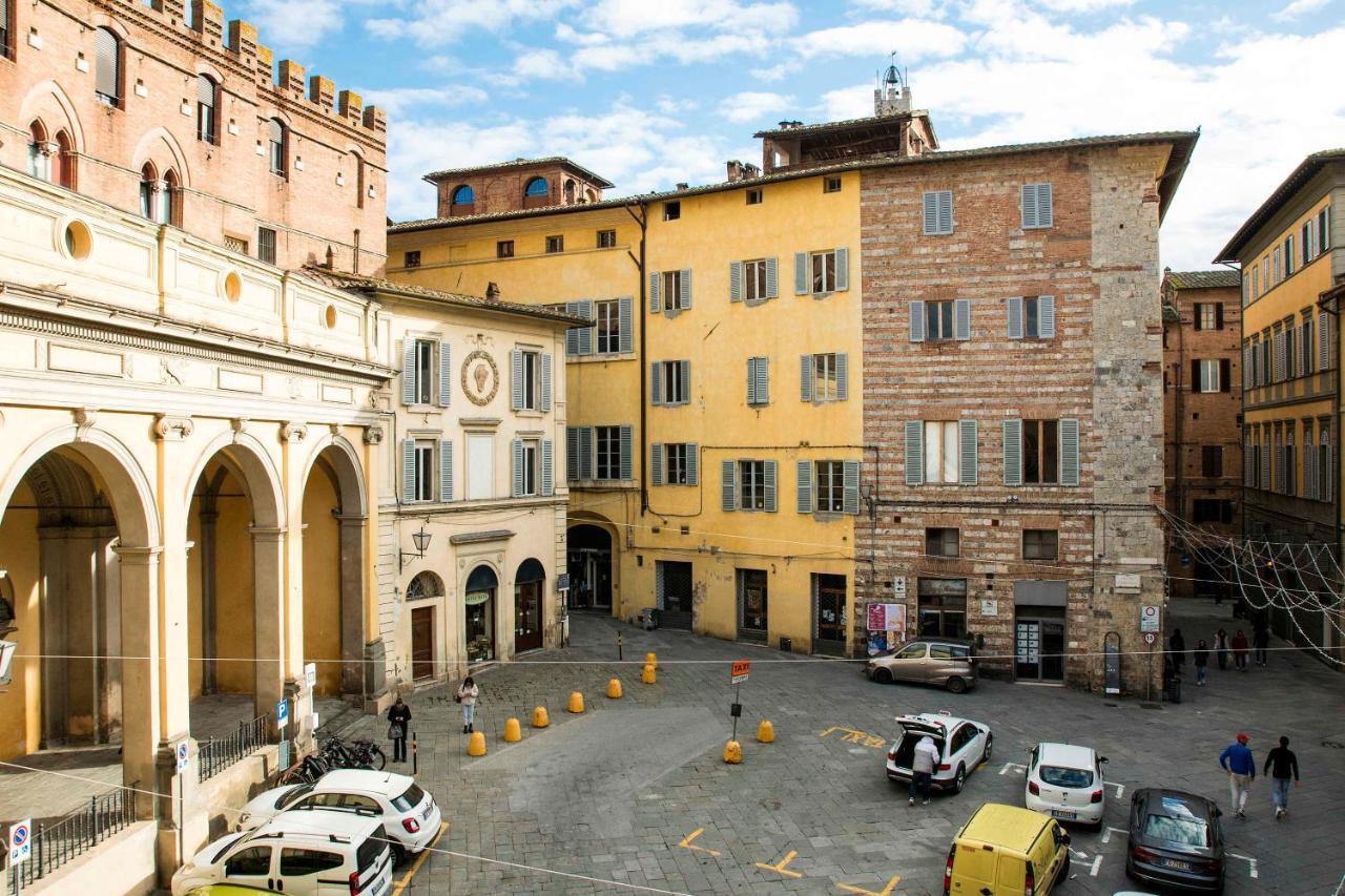 Dama Charming Apartment 100M From Piazza Del Campo Siena Exteriör bild